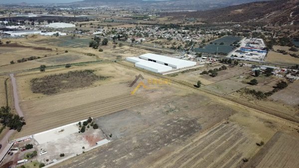🗻Terreno en Venta‼📍Santa Cruz de las Flores, Tlajomulco de Zúñiga, Jalisco. 💰Precio de Venta $950 x metro $10,459,000.00 - Imagen 3